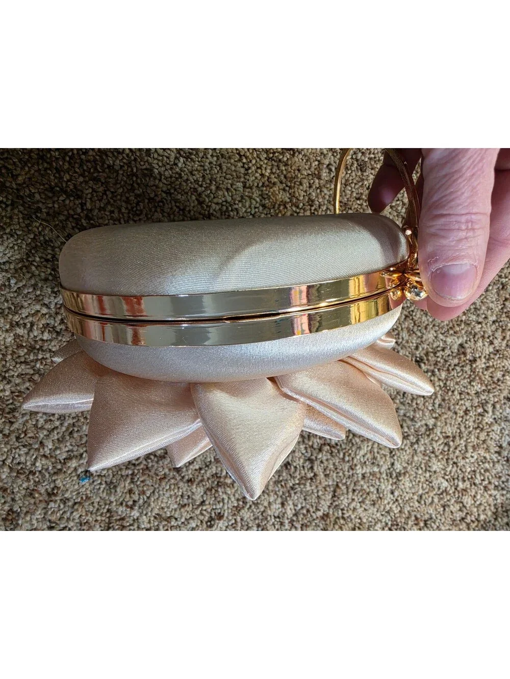 Elegant Satin Gold Sunflower Evening Clutch Bag with Chain Strap